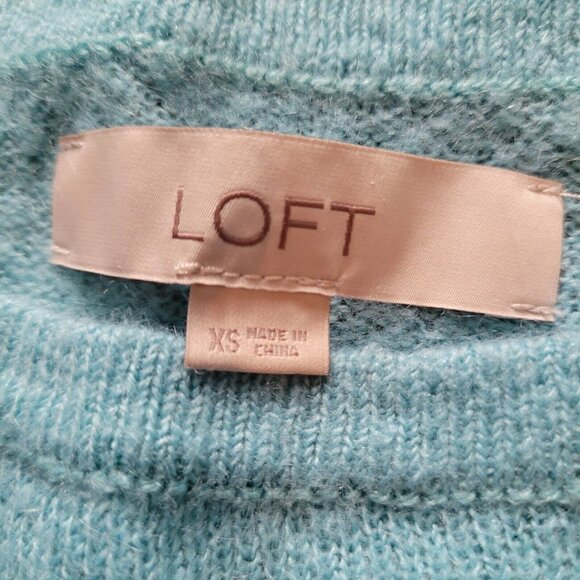 LOFT Womens SZ XSMALL Crew Neck Sweater Light Blue Letter Graphic Embroidery - Picture 5 of 6